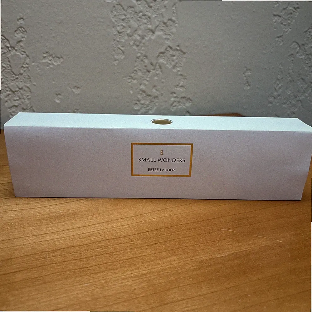 New Estee Lauder 8-Pc Small Wonders Luxury Fragrance Spray Collection Gift Set