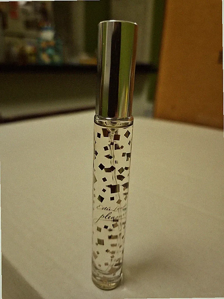 Pleasures Perfume Spray By Estee Lauder 0.2 Fl. Oz. Eau De Parfum NEW NO Box